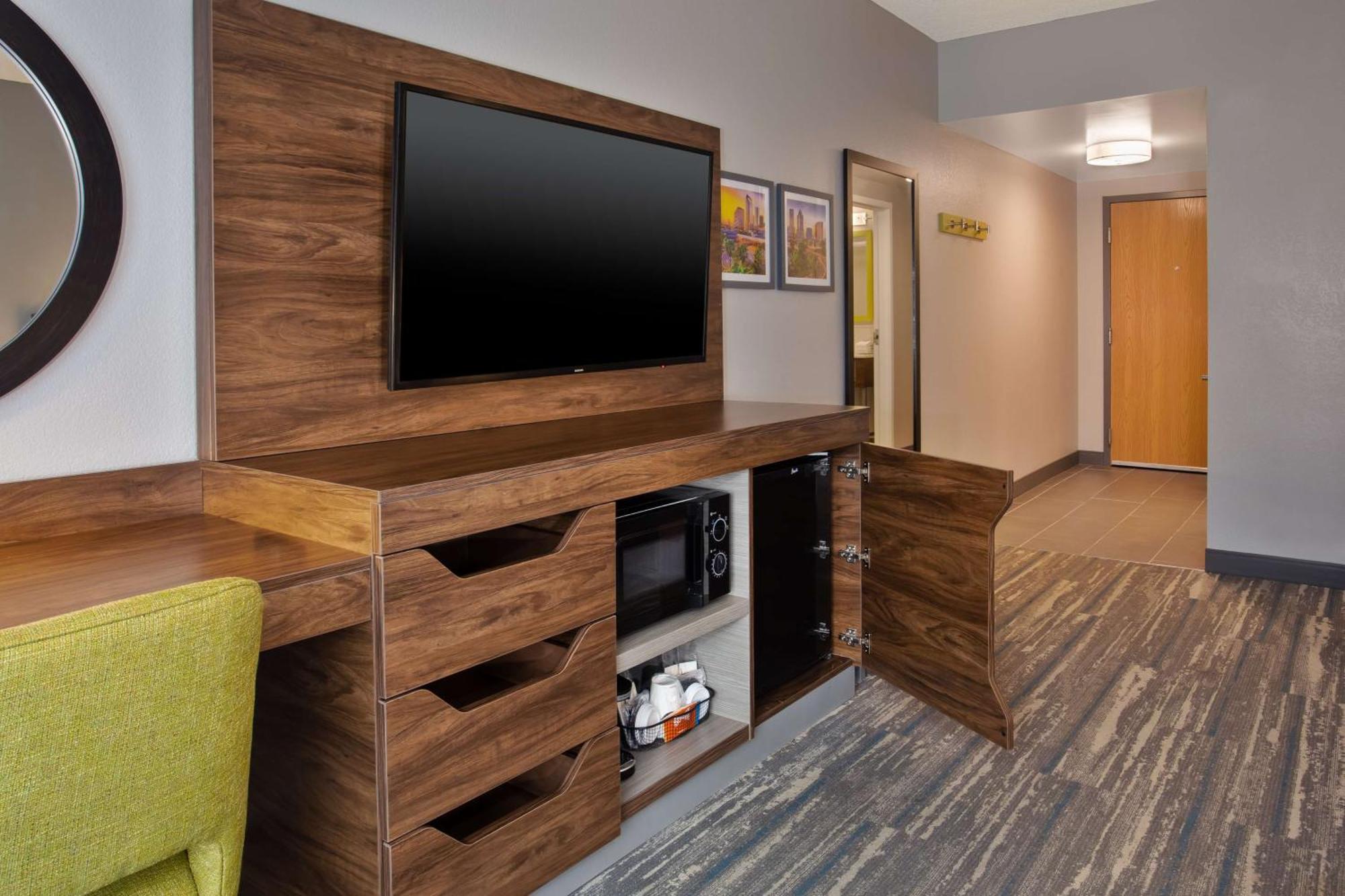 Hampton Inn & Suites Tampa East Casino Area Seffner Exteriör bild